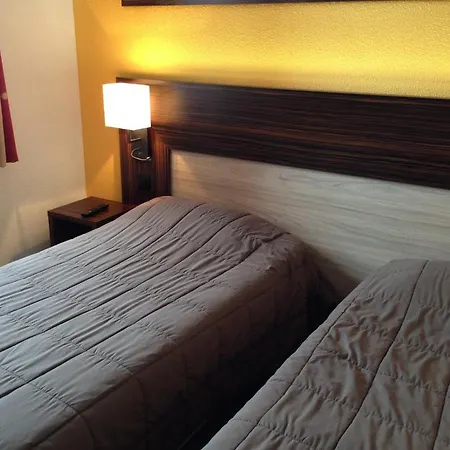 Hotel Mg 2*